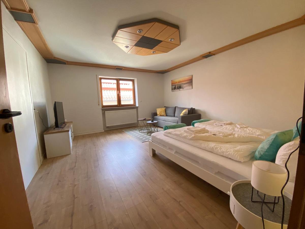 Ferien & Business Apartments Hohenfels Hohenfels  Buitenkant foto